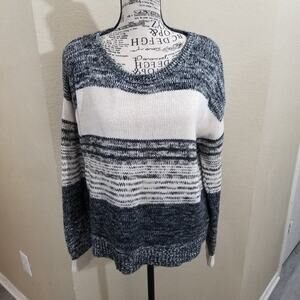The Gap Sweater‎ size large